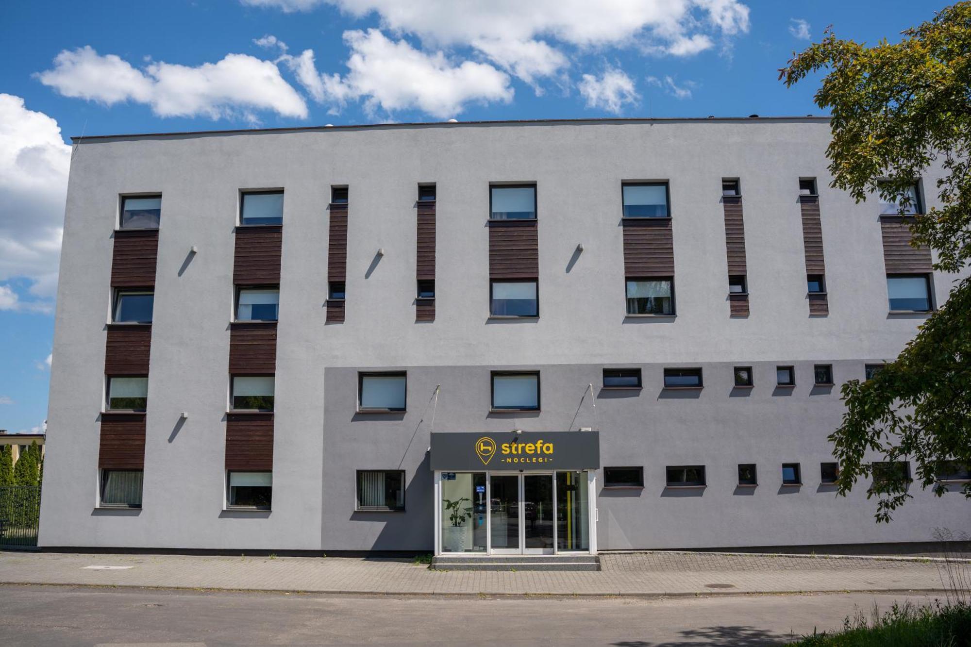 Aparthotel Strefa Budget Tychy Eksteriør billede